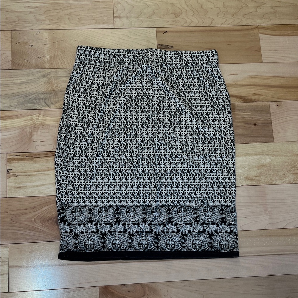 Max Studio Patterned Women's Skirt